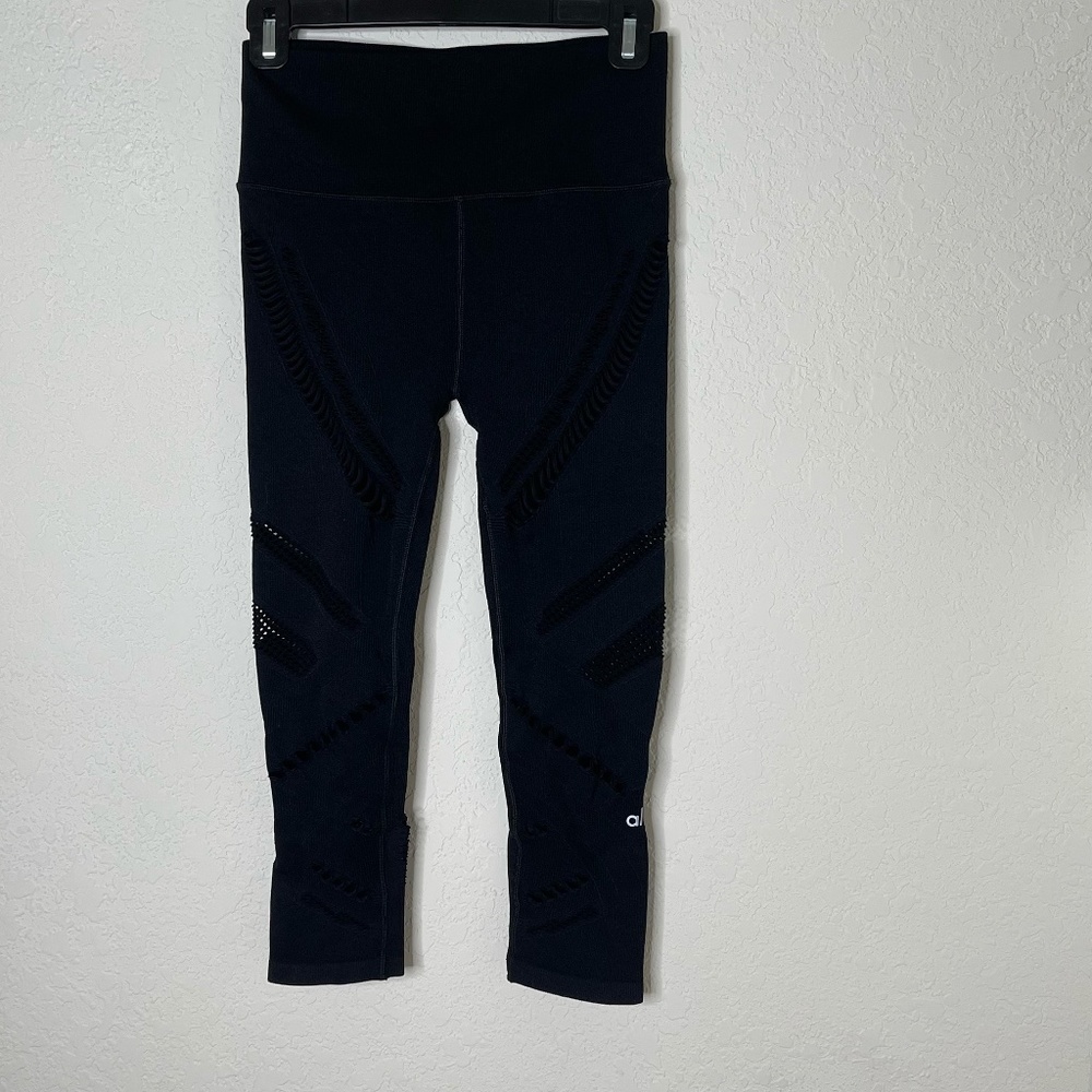 Alo High Waist Cropped Cut-out Leggings Black Size Small
